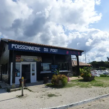 Les Marinas De Cassy شقة لانتون