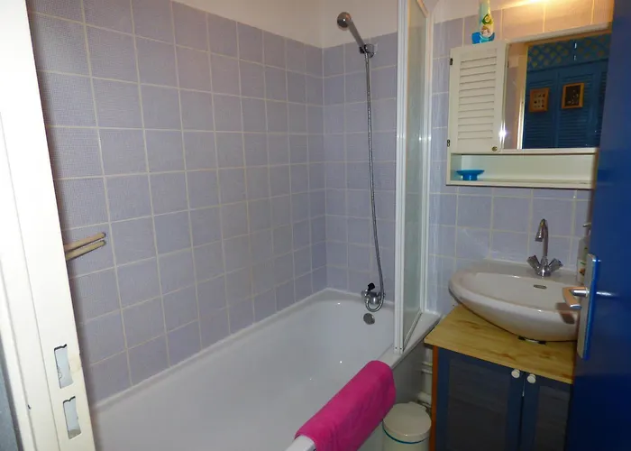 Les Marinas De Cassy