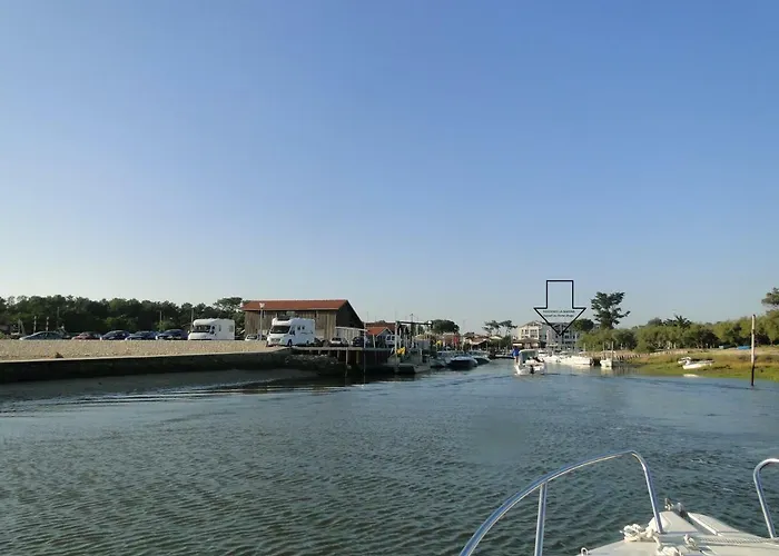 Les Marinas De Cassy شقة *