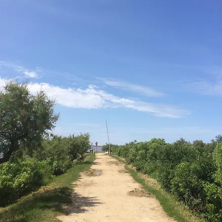 Les Marinas De Cassy * Lanton