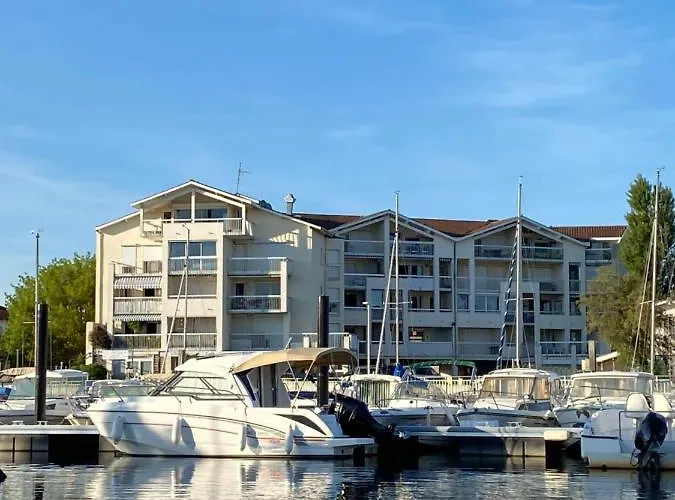 Les Marinas De Cassy *